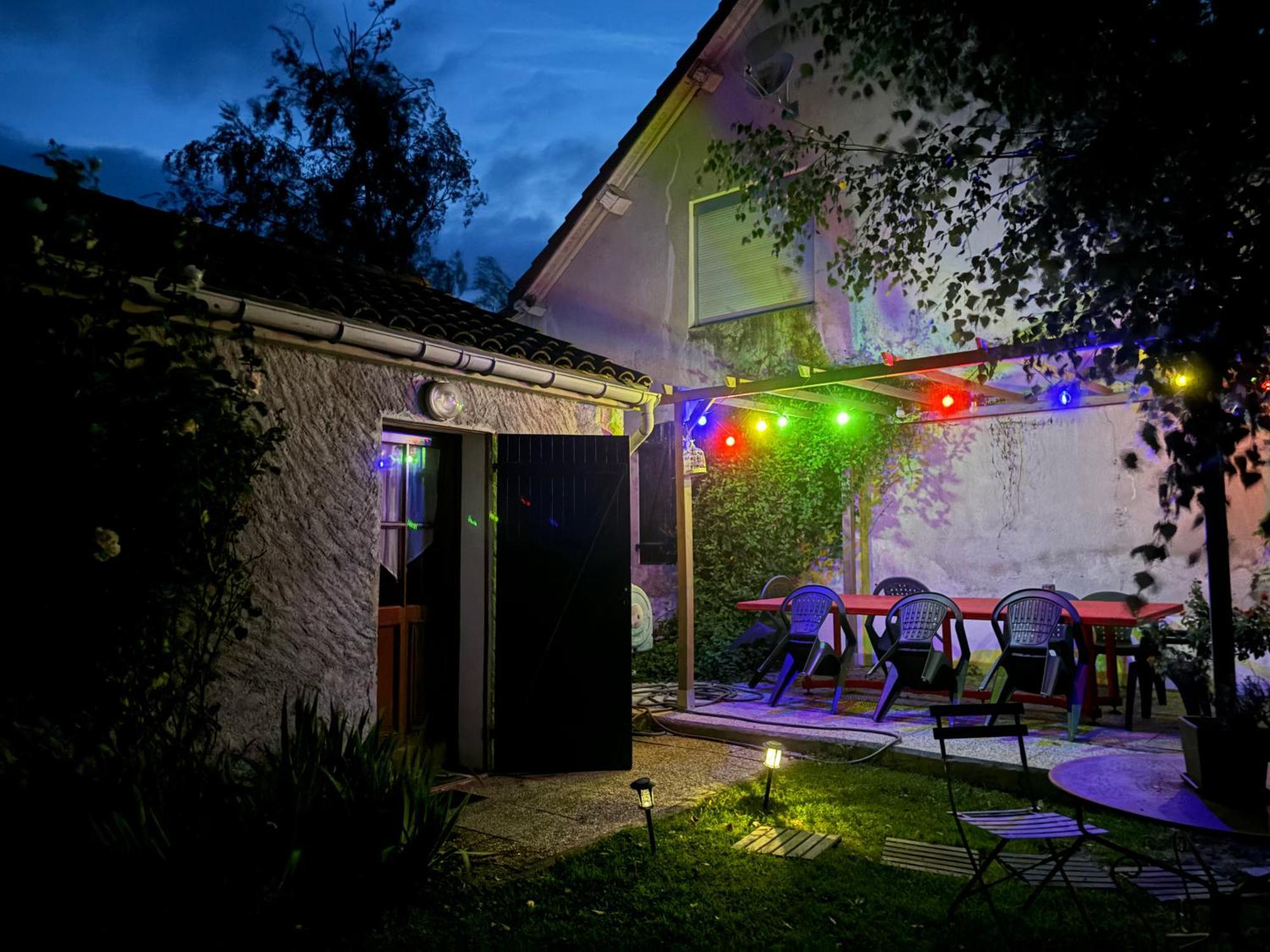 Studio En Auvergne Le Ruisseau Saint-Priest-Bramefant Kültér fotó